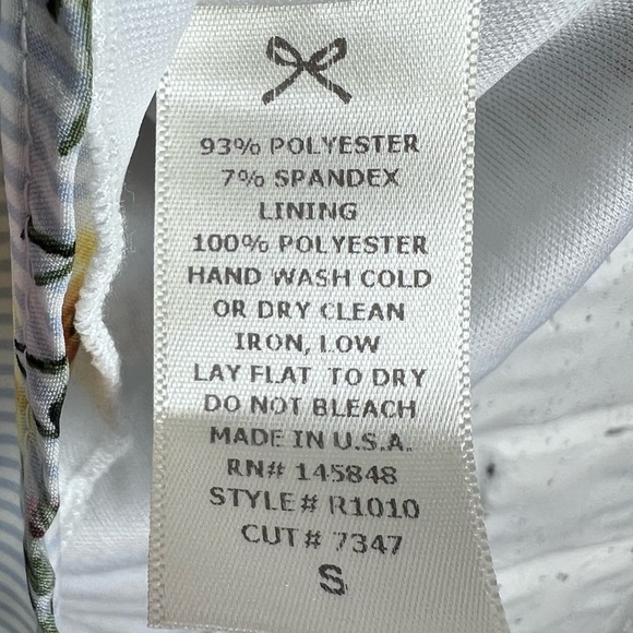 EVERLY Floral V-Neck Romper with 3/4 length flare sleeves - Picture 4 of 8